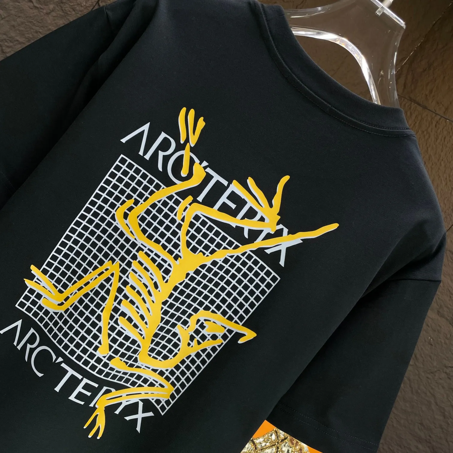 ARC 2025 New Arrival T ：Black White Sizes：S M L XL XXL